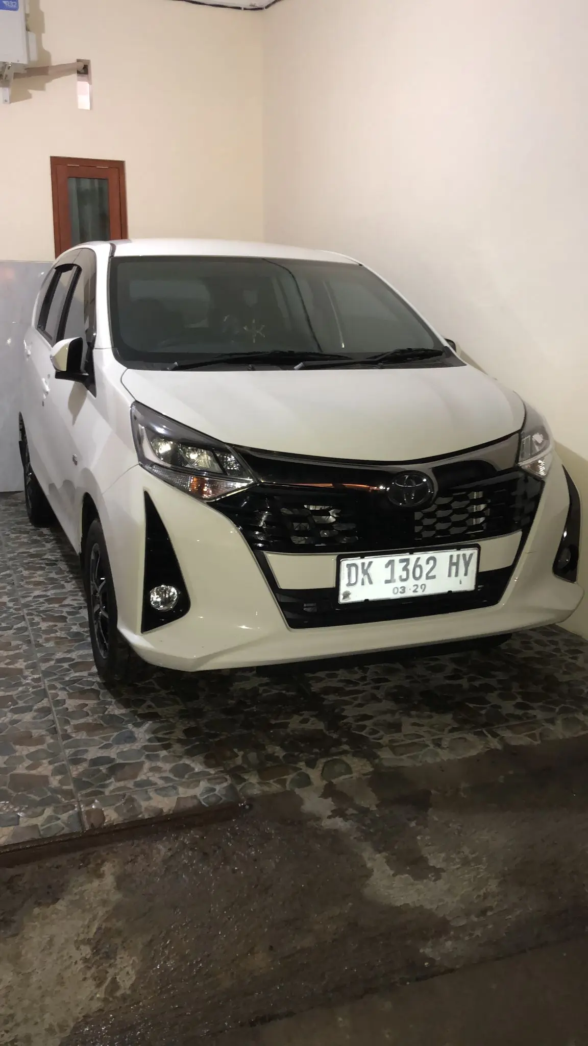 Bali Private Car Charter with driver Bali Private Car Charter with driver in Bali - Photo 4
