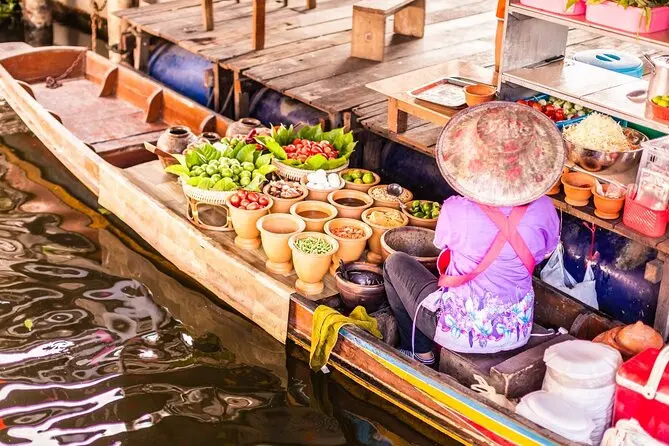 Join Tour Premium Damnoen Saduak Floating Market Michelin Food One Day Tour in Bangkok