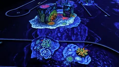 3D Blacklight Minigolf in Dubai - Photo 5