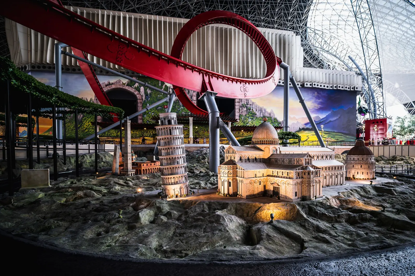 Ferrari World Yas Island Ferrari World Yas Island in Abu Dhabi - Photo 4