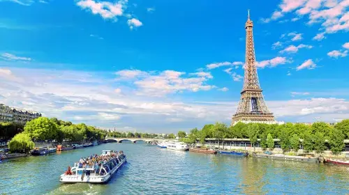 Seine River Cruise Seine River Cruise in Paris - Photo 8