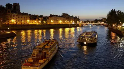 Seine River Cruise in Paris