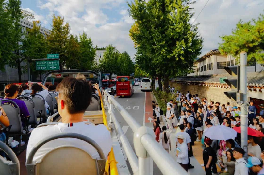 [Non-Korean] [City Tour Bus] Yellow Balloon City Tour Bus Discount Ticket in Seoul - Photo 2