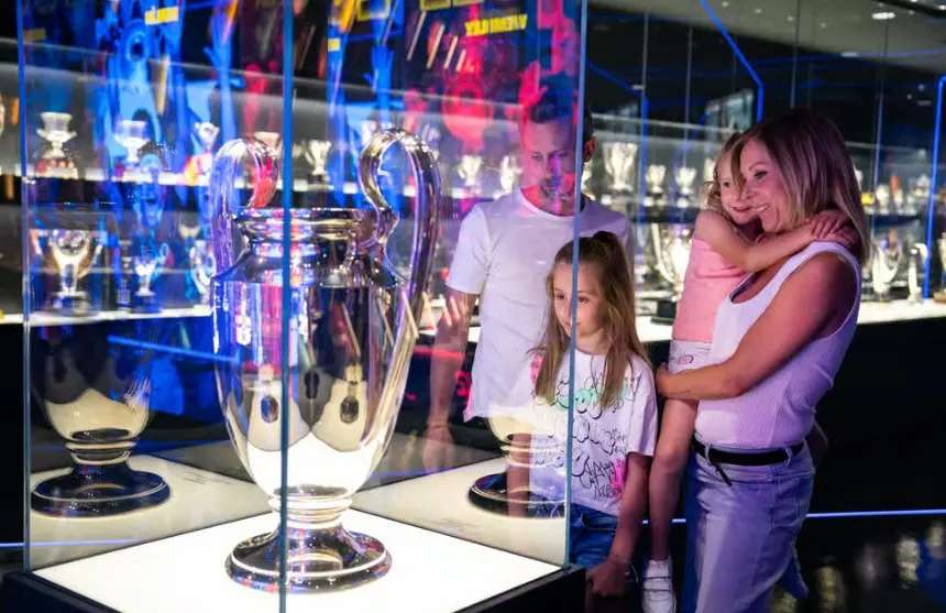Barcelona: FC Barcelona Museum "Barça Immersive Tour" Ticket in Barcelona