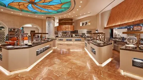 Kaleidoscope Buffet Restaurant at Atlantis The Palm Dubai in Dubai - Photo 2