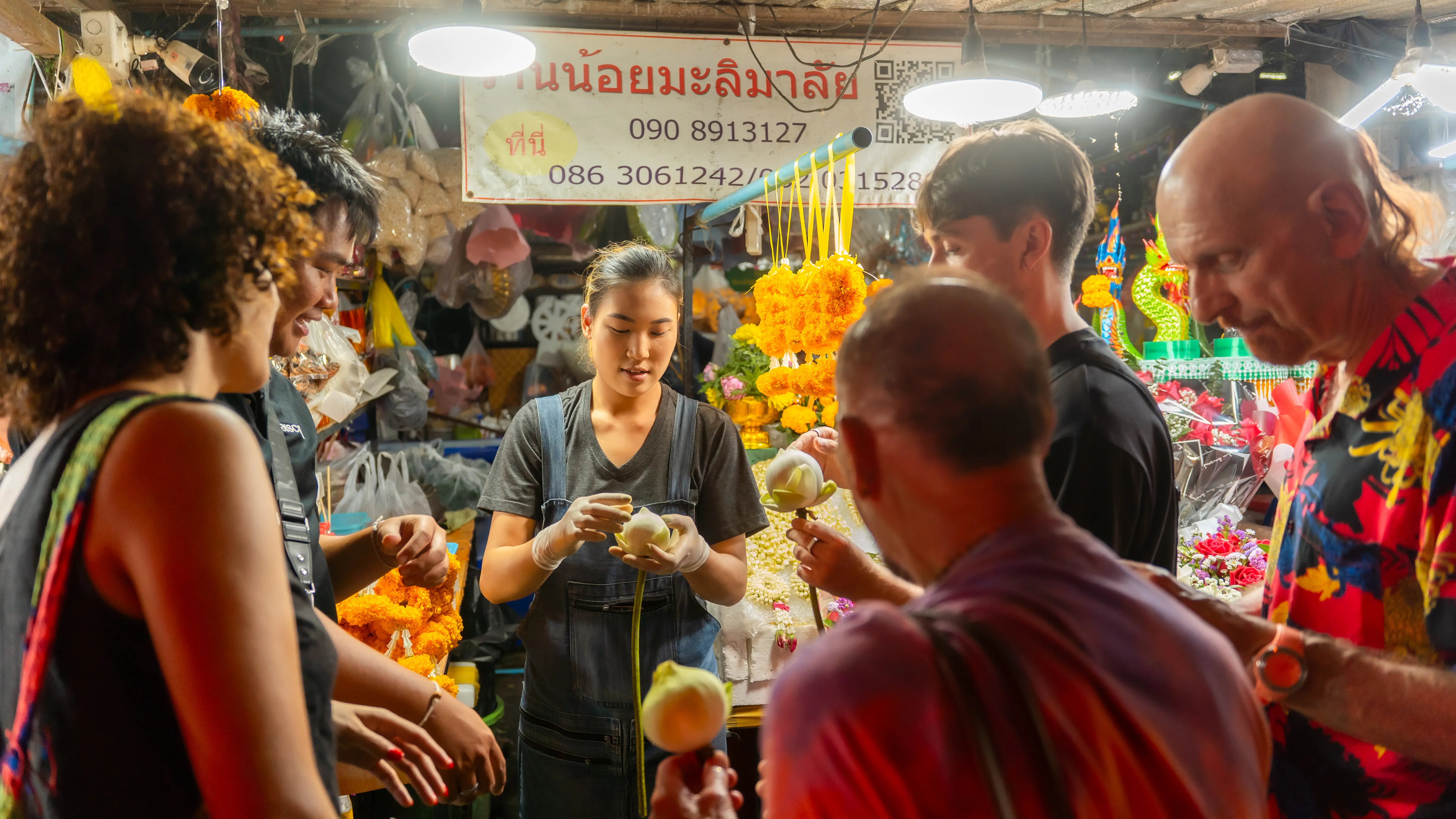 Chiang Mai After Dark: Golden-lit Temples & Lanna Food Trail Chiang Mai After Dark: Golden-lit Temples & Lanna Food Trail in Chiang Mai - Photo 3