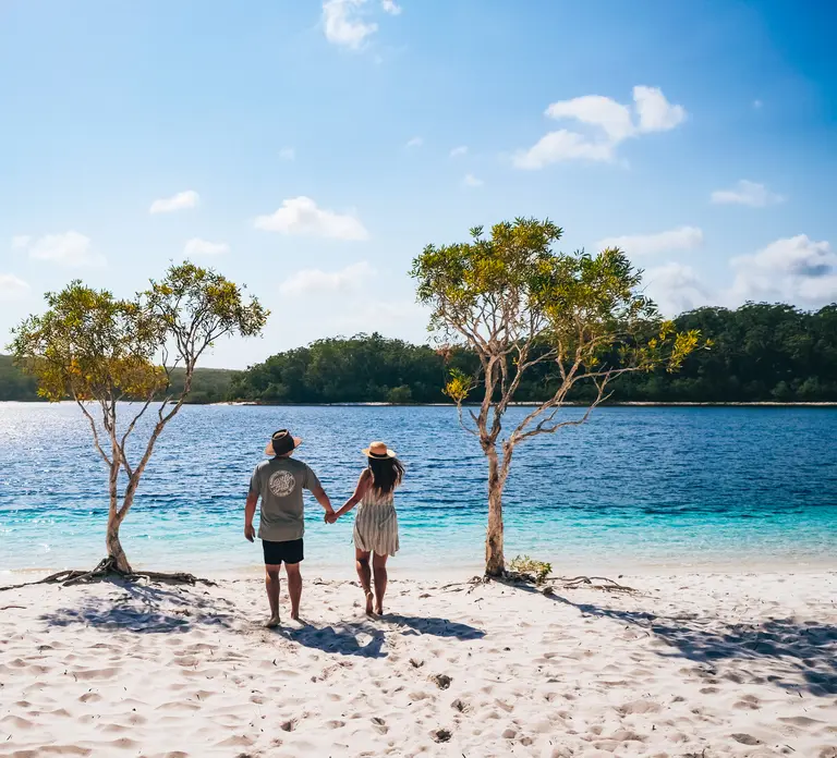 From Hervey Bay: K'gari, Fraser Island Full-Day Coach Tour in Sydney