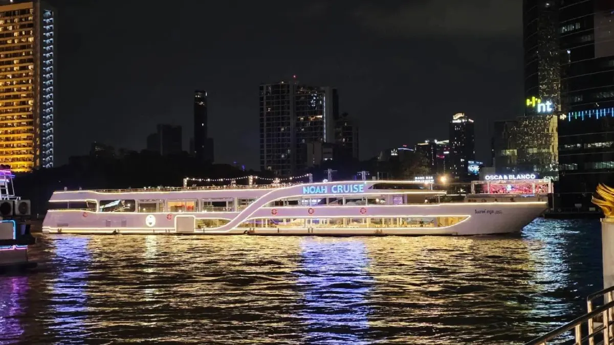 Noah  Cruise in Bangkok - Photo 6