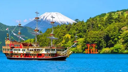 Mt. Fuji & Hakone & Enoshima Day Trip: Pirate Ship, Ropeway & Coastal Views in Tokyo