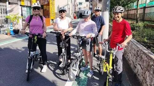 Tokyo downtown bicycle tour Tokyo Backstreets Bike Tour Day Tours Tokyo downtown bicycle tour Tokyo Backstreets Bike Tour Day Tours in Tokyo - Photo 3