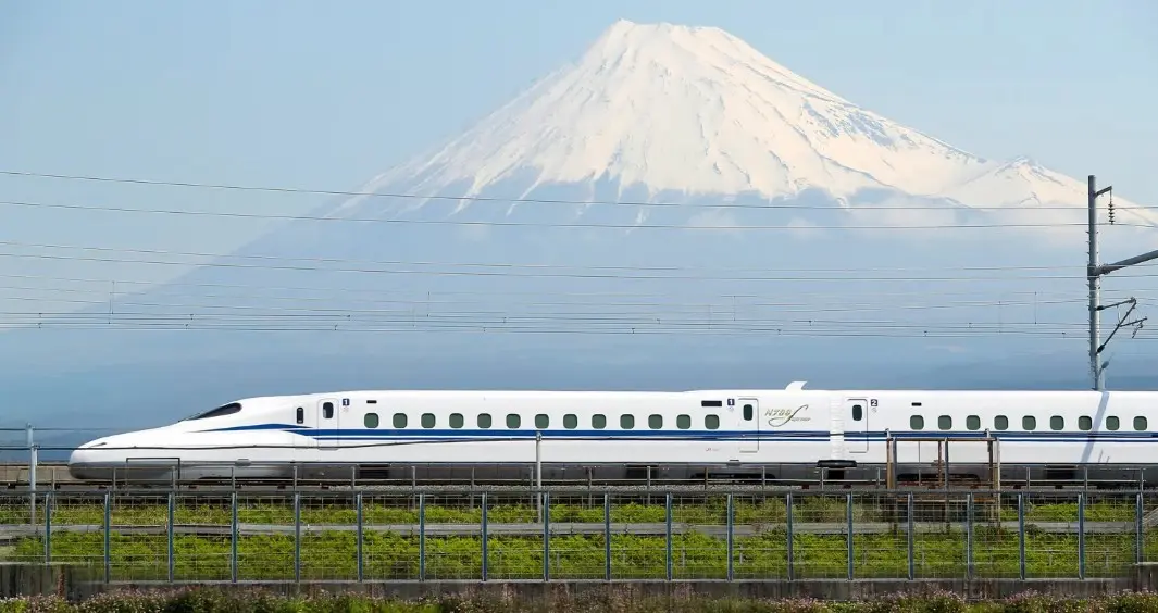 Mt. Fuji I Line: A one-day tour of the Mt. Fuji-Hakone Shinkansen bullet train. Mt. Fuji I Line: A one-day tour of the Mt. Fuji-Hakone Shinkansen bullet train. in Tokyo - Photo 3