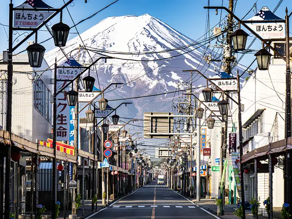 A day trip to seven popular Instagram spots around Mount Fuji in Tokyo - Photo 2