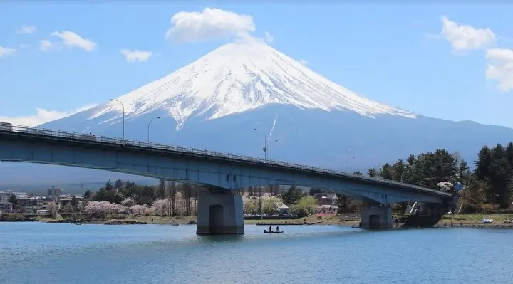 A day trip to seven popular Instagram spots around Mount Fuji in Tokyo - Photo 11