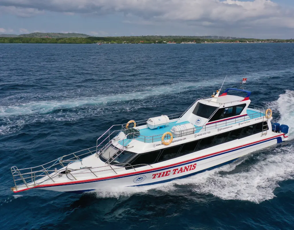Fast boat Ticket to Nusa Penida by Tanis Fast Cruises in Bali