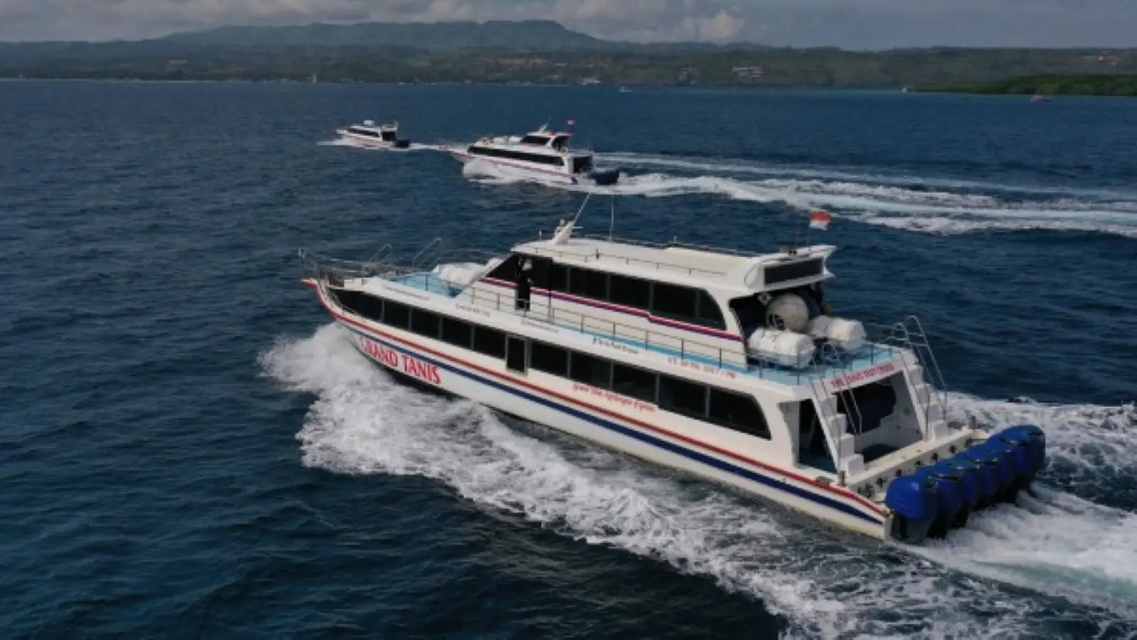 Fast Boat ticket from Sanur to Gili Island and Lombok by Tanis Fast Cruise in Bali