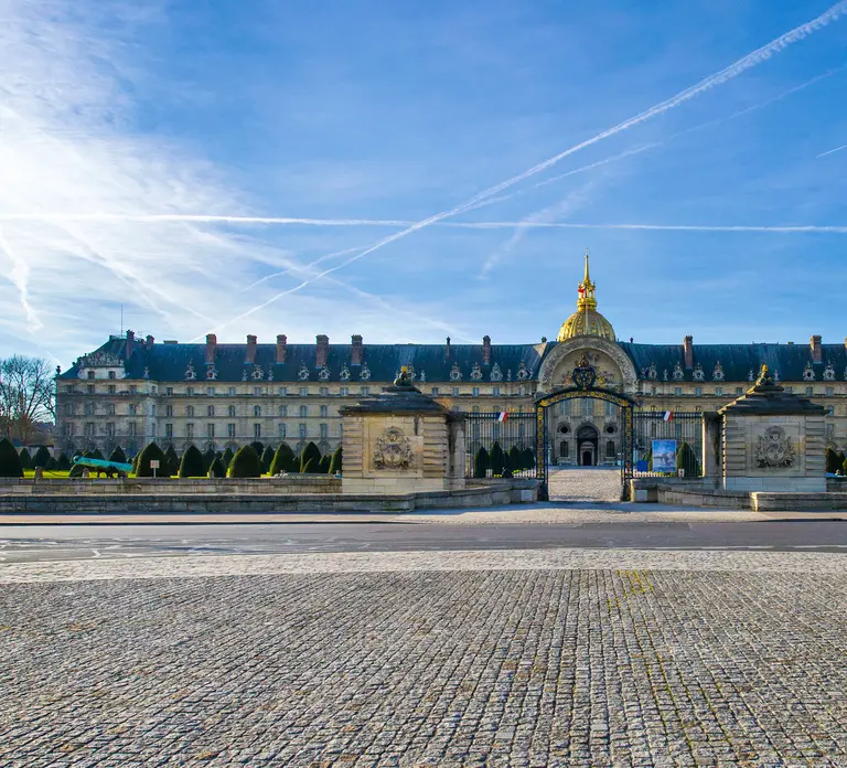 Les Invalides: Napoleon's Tomb & Army Museum Entry Les Invalides: Napoleon's Tomb & Army Museum Entry in Paris - Photo 7