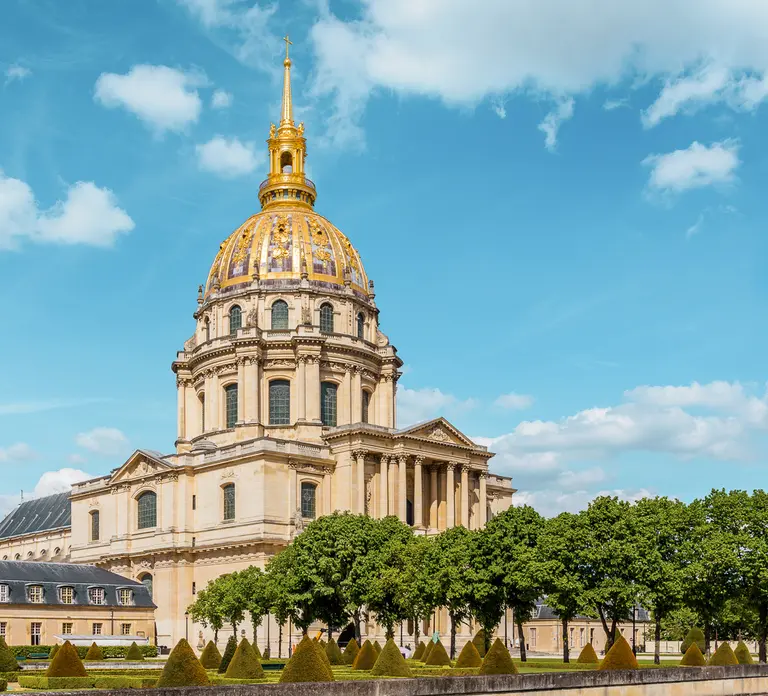 Les Invalides: Napoleon's Tomb & Army Museum Entry in Paris
