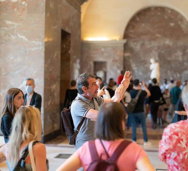 Paris: Guided Tour of the Must-Sees of the Louvre Museum in Paris - Photo 5
