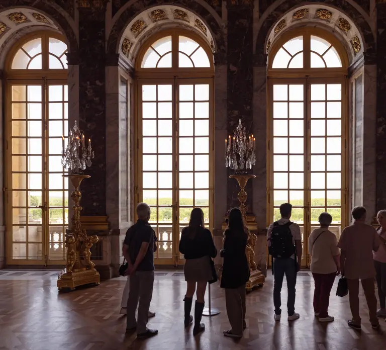 Skip-the-Line Versailles Palace Tour by Train from Paris Skip-the-Line Versailles Palace Tour by Train from Paris in Paris - Photo 2