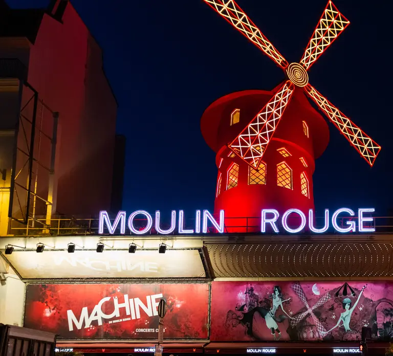 Paris: Moulin Rouge Dinner Show, Champagne, and Transport Paris: Moulin Rouge Dinner Show, Champagne, and Transport in Paris - Photo 2