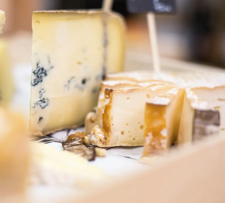Paris: Cheese and Wine Tasting in Paris - Photo 3