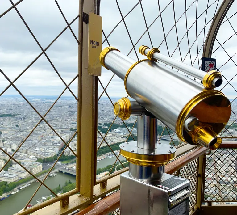 Paris: Eiffel Tower Elevator 2nd Level and Summit Access in Paris - Photo 3
