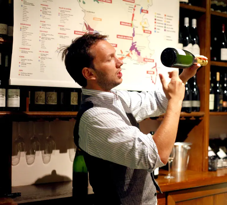 Paris: French Wine Tasting Class with Sommelier Paris: French Wine Tasting Class with Sommelier in Paris - Photo 7