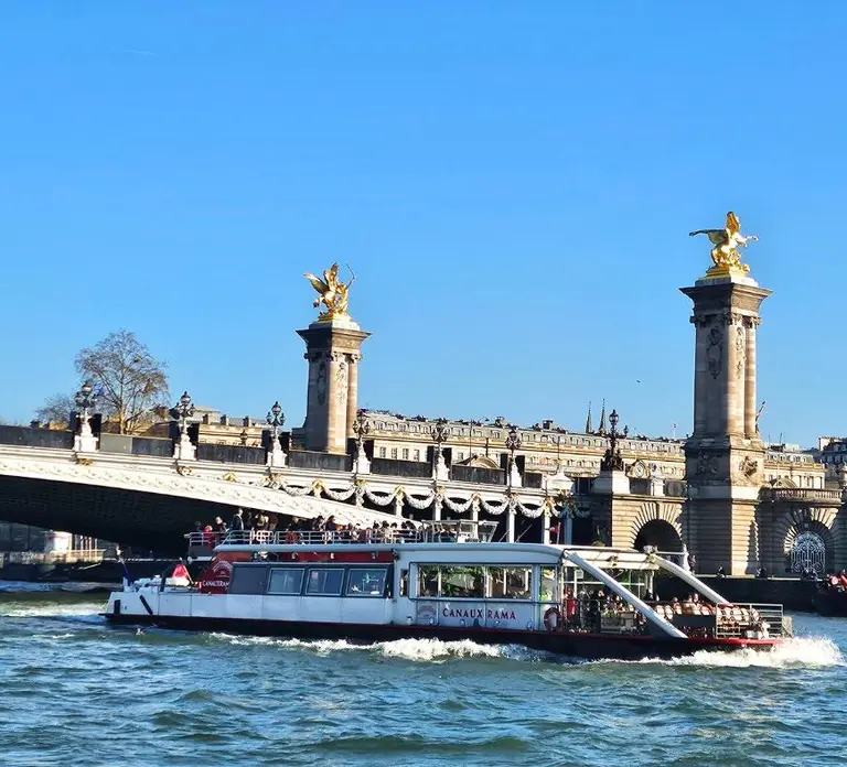 Best of Both Worlds Cruise: From Canal St. Martin to Seine in Paris