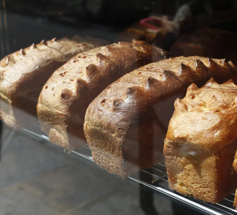 Paris: Behind the Scenes Bakery Tour with Breakfast in Paris