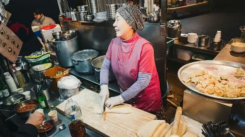 Seoul Night Palace & Market Food Tour with Vehicle Day Tours in Seoul - Photo 4