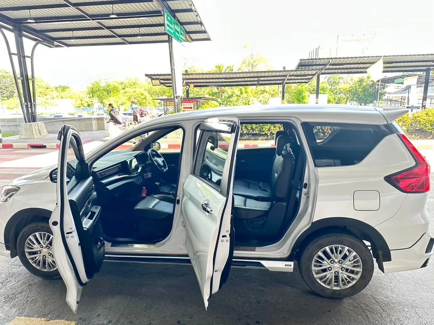 Private Chiang Mai Airport Transfer from/to Hotel in Chiang Mai Suburban Area (Across the Ping River) Private Chiang Mai Airport Transfer from/to Hotel in Chiang Mai Suburban Area (Across the Ping River) in Chiang Mai - Photo 7