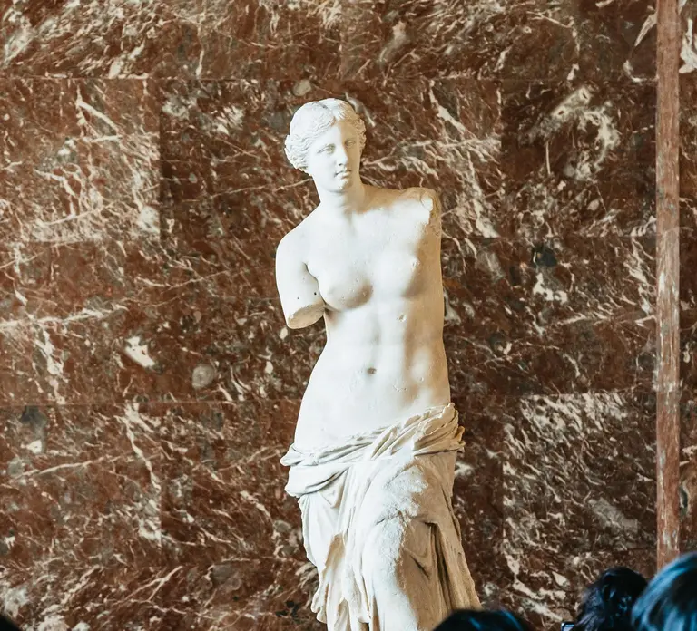 Paris: Louvre Museum Tour Mona Lisa & Iconic Masterpieces in Paris - Photo 8