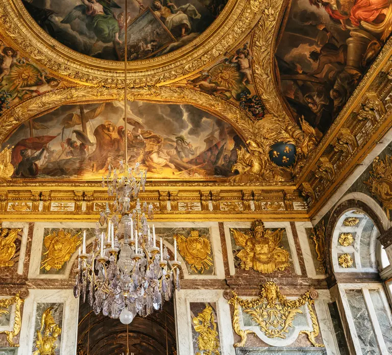 Versailles: Palace Tour & Gardens with Optional Full Access Versailles: Palace Tour & Gardens with Optional Full Access in Paris - Photo 8