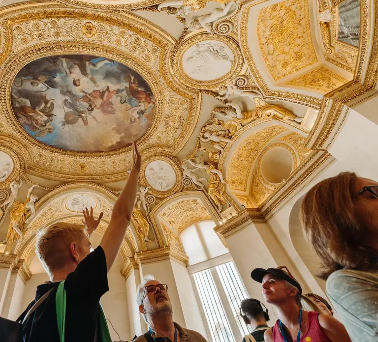 Paris: Full Day Tour with Louvre, Eiffel Tower & Notre Dame in Paris - Photo 7