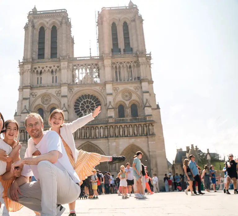 Paris:Notre Dame Premium Guided Tour and Free Entry Included in Paris - Photo 5