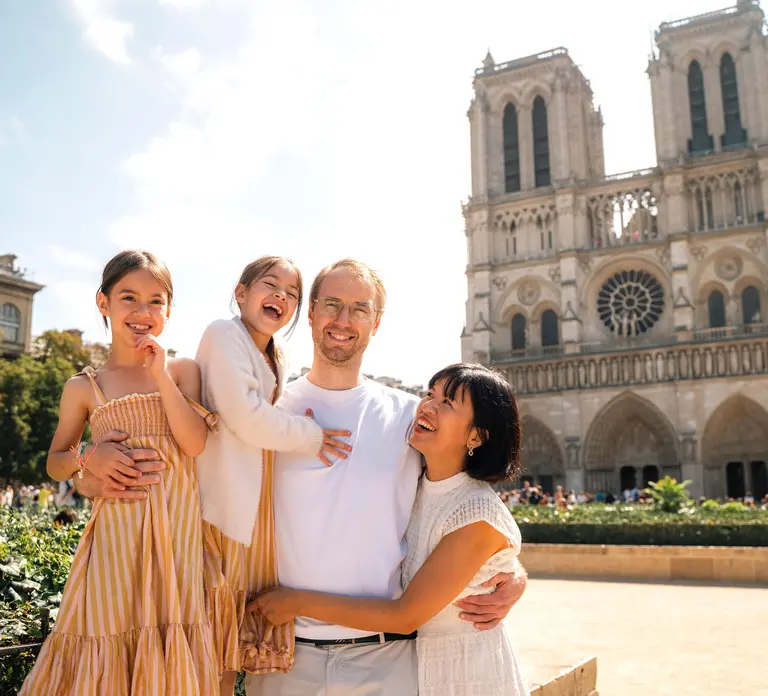 Paris:Notre Dame Premium Guided Tour and Free Entry Included in Paris - Photo 4