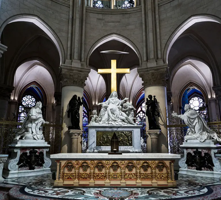 Notre-Dame Interior Highlights with Free Entry (Max 5) in Paris - Photo 4
