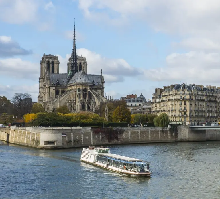 Paris: 3-Course Lunch Cruise on the River Seine in Paris - Photo 6