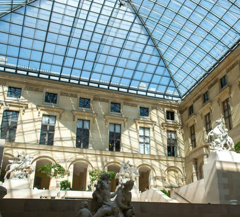 Louvre Private Tour: The Essentials and More w/ Expert Guide in Paris - Photo 3