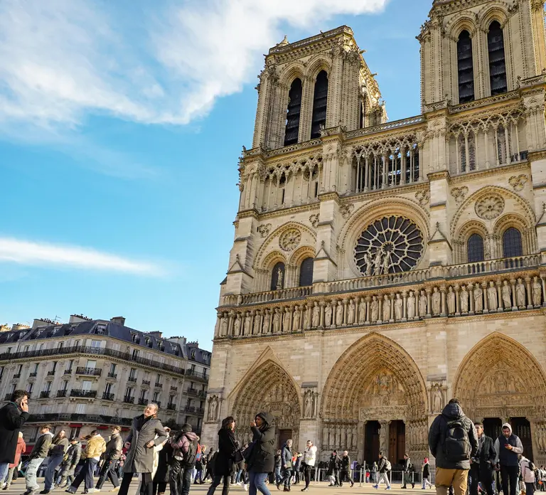 Paris: Notre-Dame Professional Guided Tour with Free Entry in Paris - Photo 4