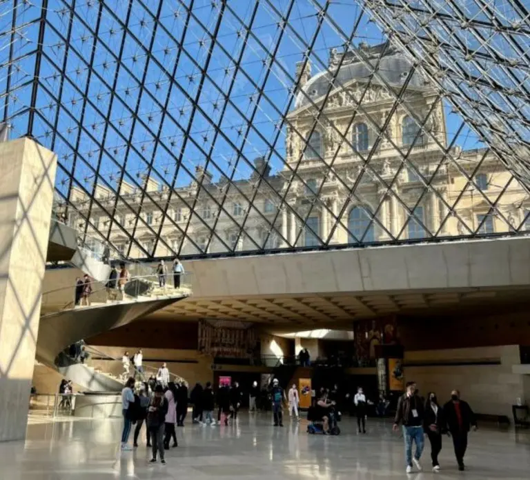 Paris Louvre Exclusive Semi Private Guided Tour Max 6 People Paris Louvre Exclusive Semi Private Guided Tour Max 6 People in Paris - Photo 8