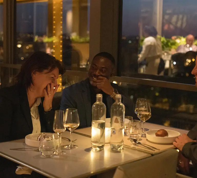 Paris: Sophisticated dining with Drinks at the Eiffel Tower in Paris - Photo 7