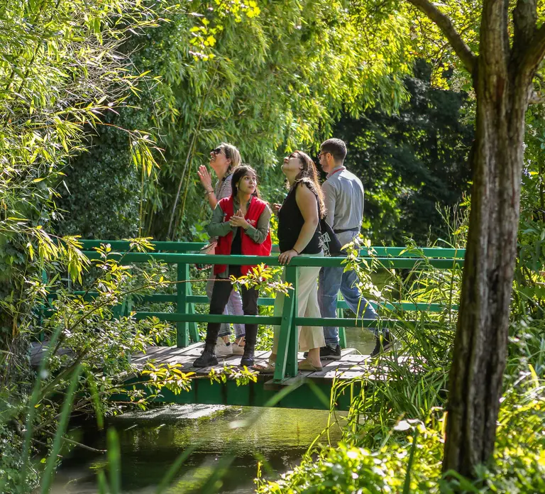 From Paris: Day Trip to Giverny & Versailles with Lunch in Paris - Photo 4