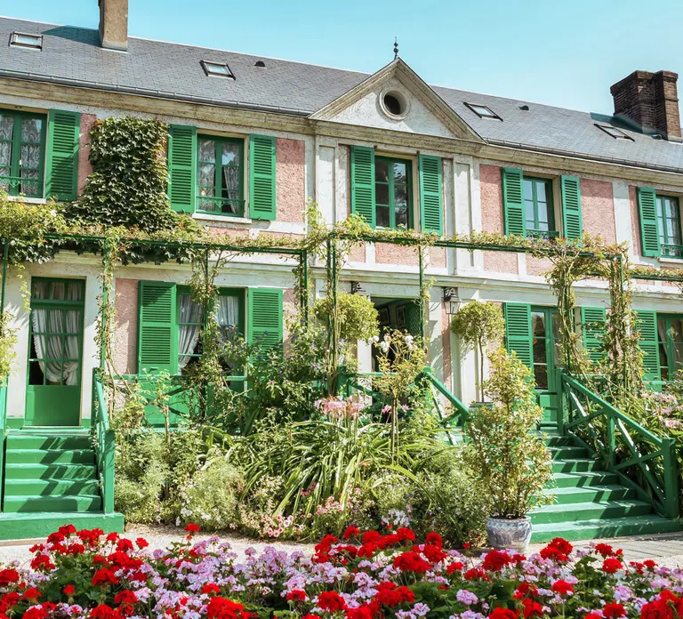 From Paris: Day Trip to Giverny & Versailles with Lunch in Paris - Photo 11