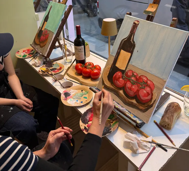Paris : Painting experience in an art cafe in Paris - Photo 3