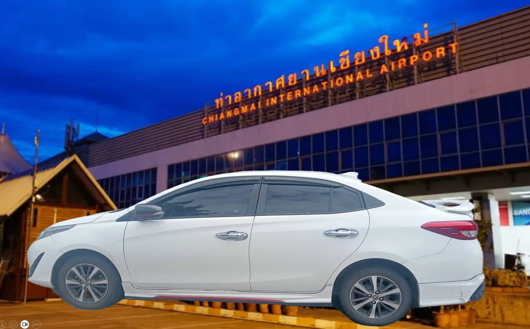 Private Chiang Mai Airport Transfer to Hotel in Chiangrai Golden Triangle (One way) in Chiang Mai