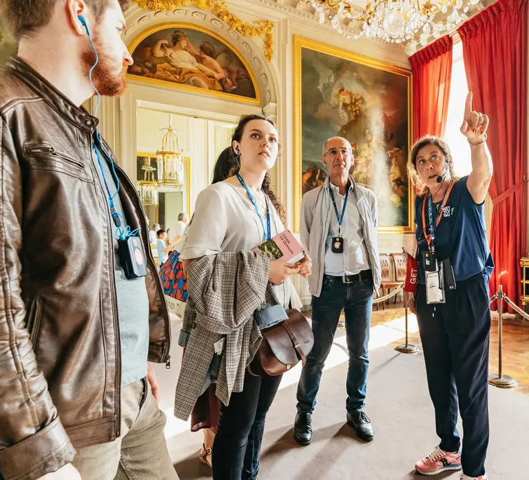Versailles: Full Tour: Palace, Gardens & Queen’s Estate in Paris - Photo 2