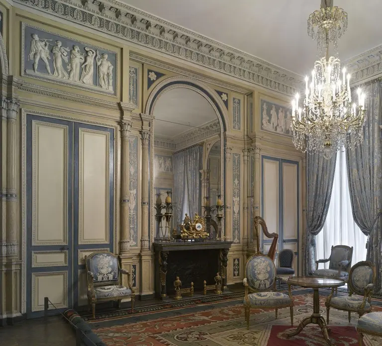 Paris: Museum of Decorative Arts Ticket and Audio Tour in Paris