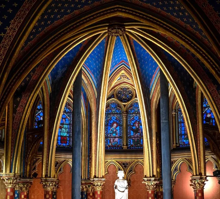 Paris: Sainte-Chapelle, Conciergerie, Notre Dame Guided Tour Paris: Sainte-Chapelle, Conciergerie, Notre Dame Guided Tour in Paris - Photo 2