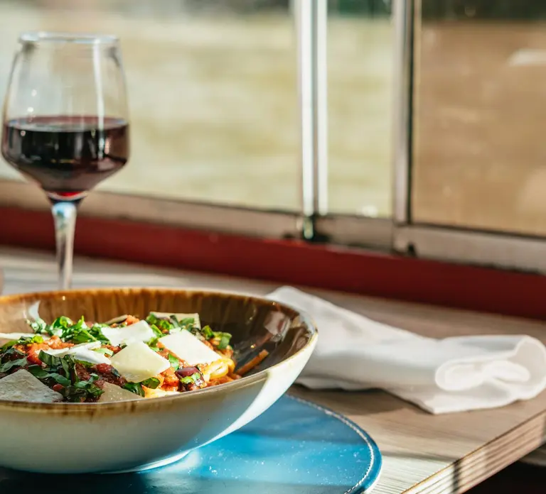 Paris: 3-Course Italian Meal Seine Cruise in Paris